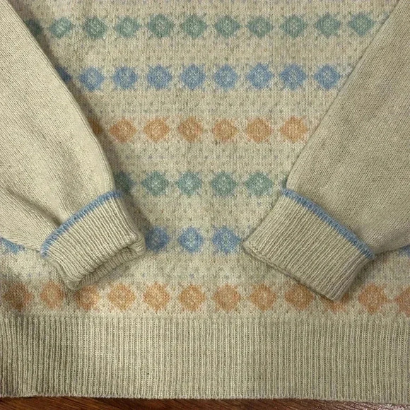 Vintage Jantzen Sweater XL 90s Geometric USA Made Roundneck Wool Blend - Picture 4 of 5